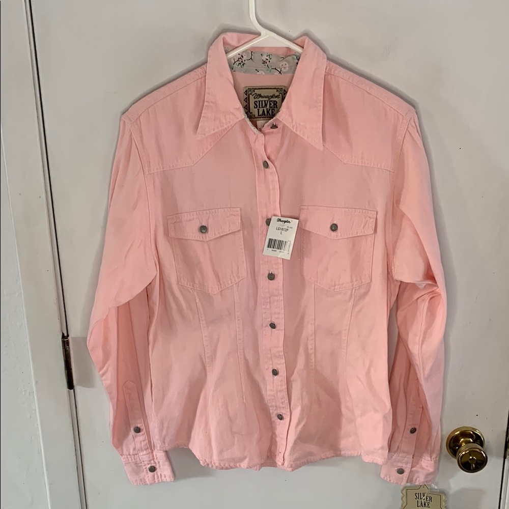 Wrangler Silver Lake pink denim long sleeve button down western shirt Size Large